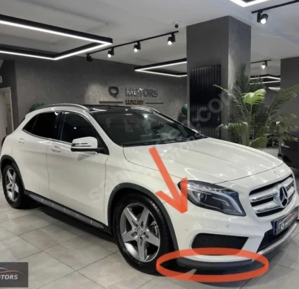Передній куточковий бампер для Mercedes Gla 180