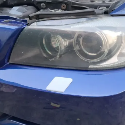 Кришка склоочисника фари BMW E90