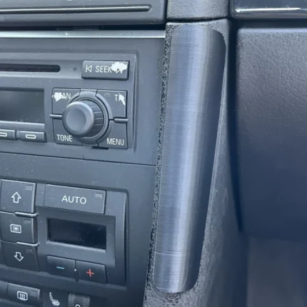 Заглушка отворів оригінального тримача телефона Audi