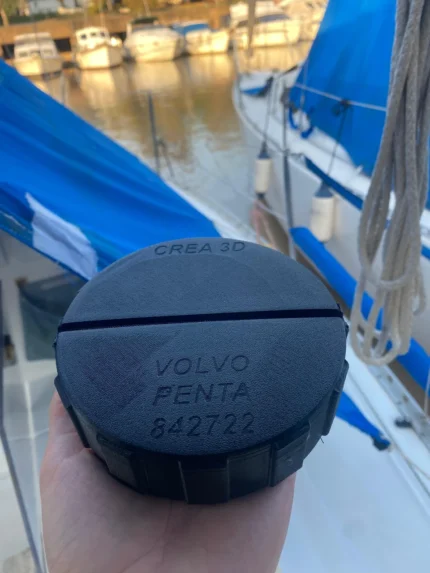 Кришка водяного фільтра VOLVO PENTA 842722