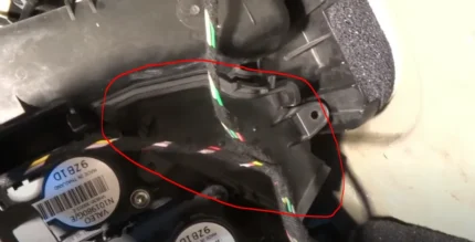 Кришка фільтра кондиціонера Renault Megane 3
