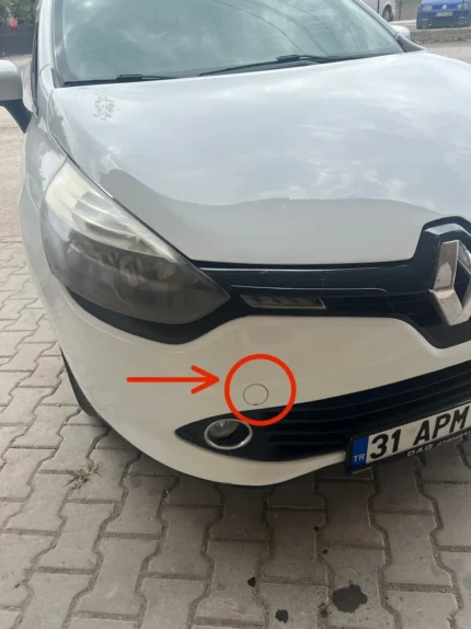 Кришка фаркопа Renault Clio Mk4