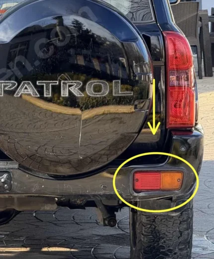 Рамка заднього протитуманного ліхтаря Nissan Patrol