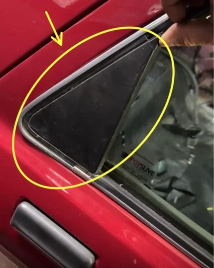 Накладка задніх дверей для Ford Sierra